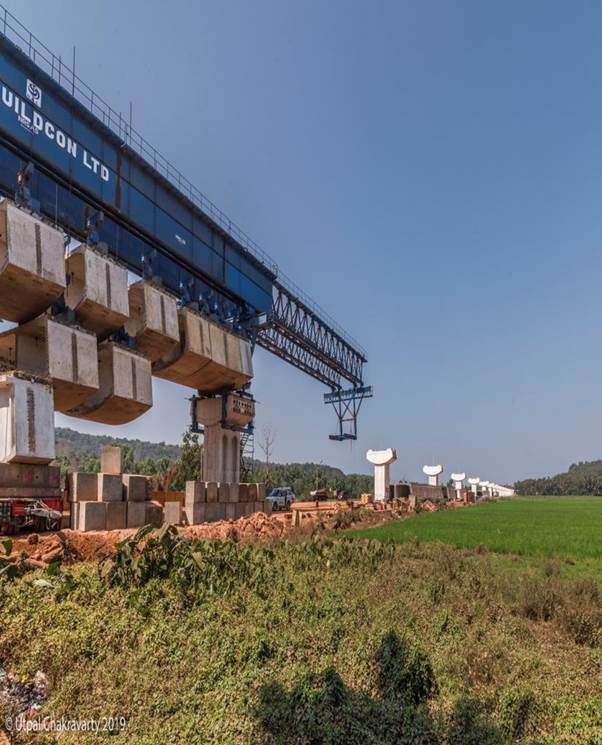गंगा ब्रिज सहित झारखंड में न्यू लिंक एनएच-133बी का निर्माण, बिहार में मनिहारी बाईपास का निर्माण और एनएच-131ए के चौड़ीकरण का कार्य अक्टूबर, 2024 तक पूरा करने का है लक्ष्य है