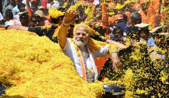 कर्नाटक चुनाव: भाजपा के हिंदुत्व की गुदगुदी अब हंसाने के बजाय रुलाने लगी है !